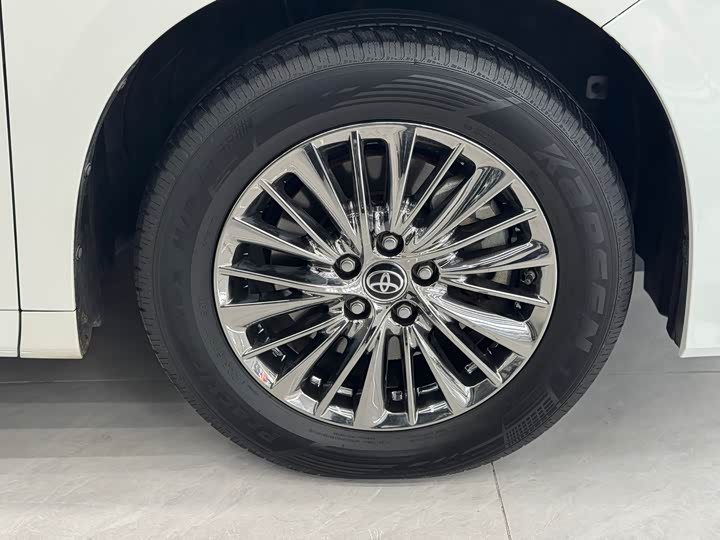 Фото 16 - Toyota Alphard