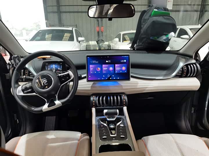 Фото 10 - BYD Yuan Plus