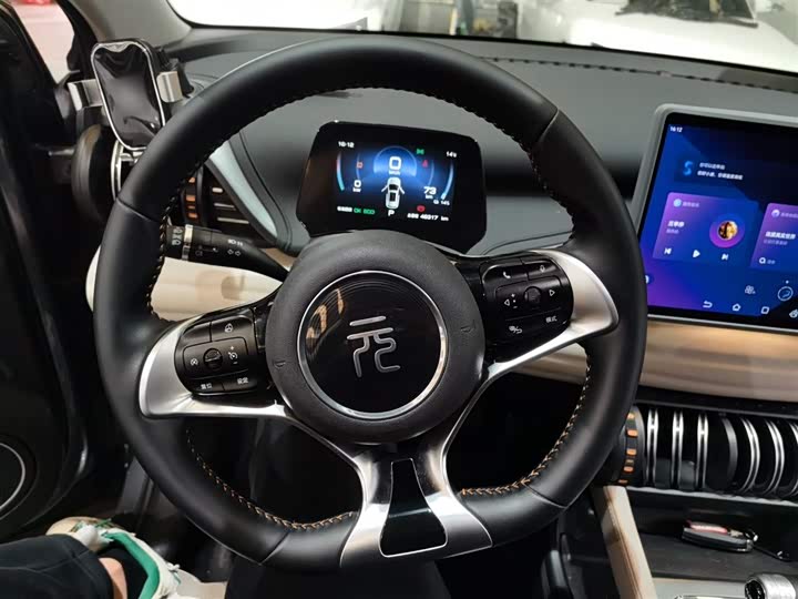 Фото 11 - BYD Yuan Plus