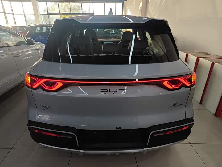 Фото 22 - BYD Yuan Up