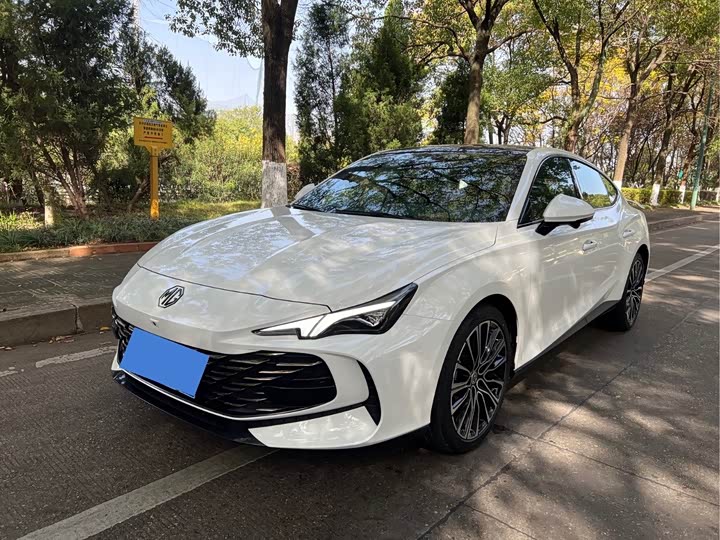 Фото 1 - MG Motor 7