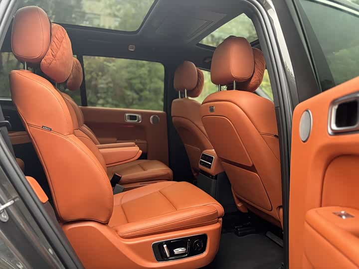 Фото 8 - LiXiang L9