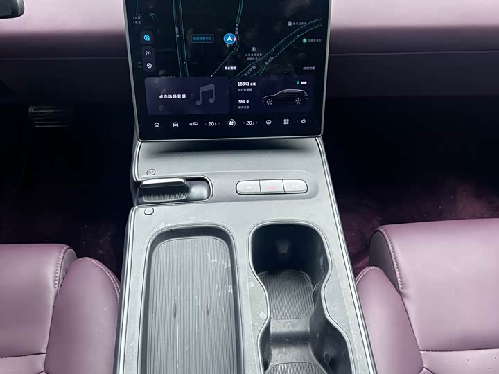 Фото 11 - Nio ET5T