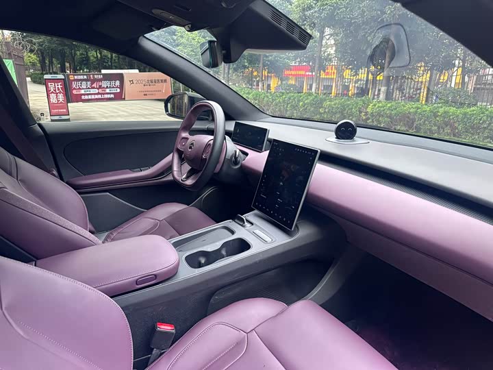 Фото 13 - Nio ET5T