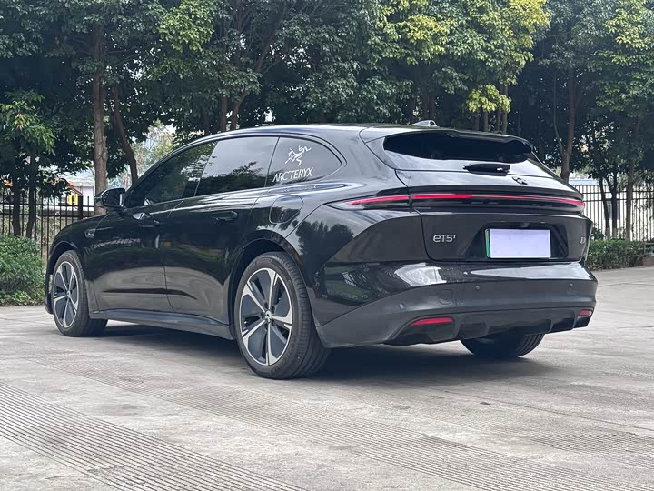 Фото 7 - Nio ET5T