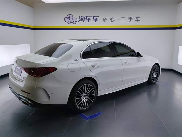 Фото 3 - Mercedes-Benz C-Class