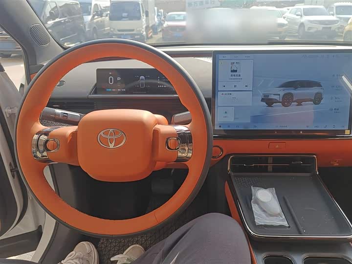 Фото 10 - Toyota bZ3X