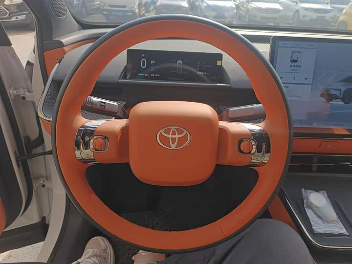 Фото 11 - Toyota bZ3X