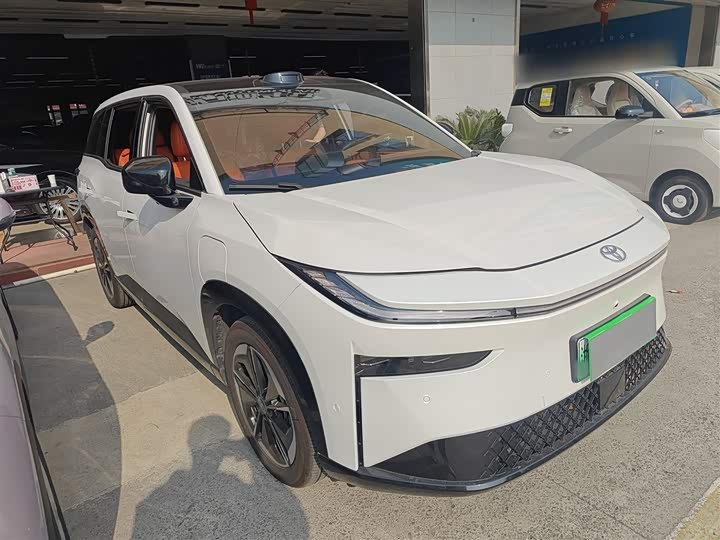 Фото 4 - Toyota bZ3X