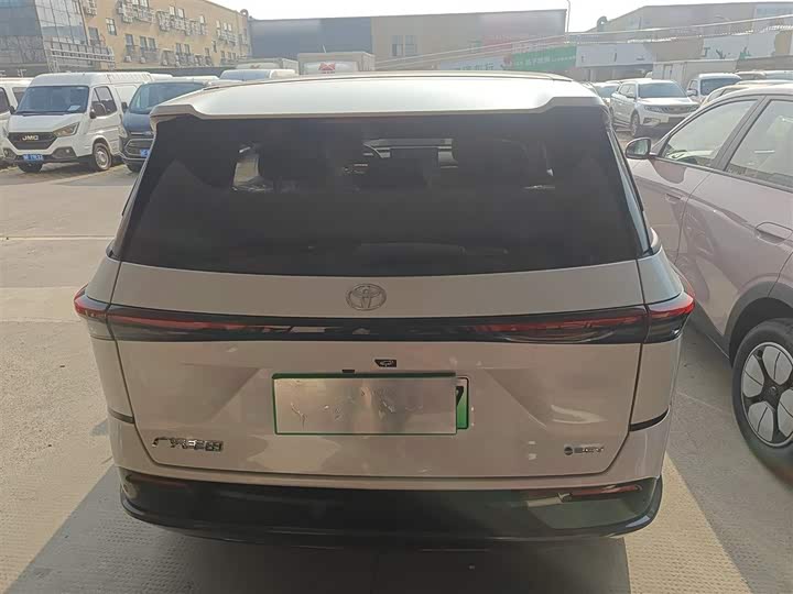 Фото 6 - Toyota bZ3X