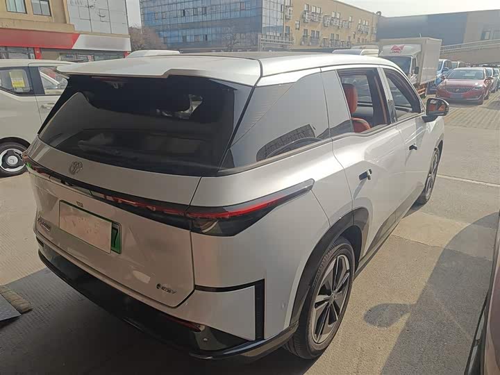 Фото 7 - Toyota bZ3X