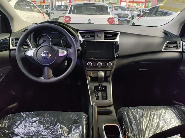 Фото 10 - Nissan Sylphy