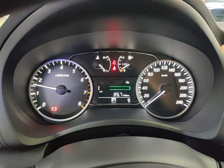 Фото 12 - Nissan Sylphy