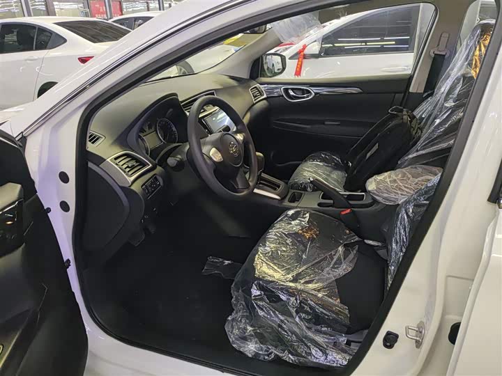 Фото 15 - Nissan Sylphy