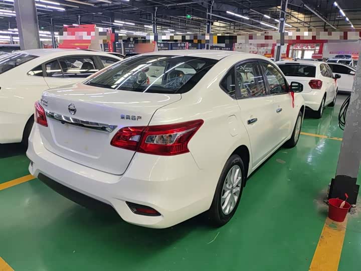 Фото 7 - Nissan Sylphy