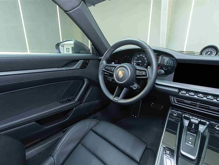 Фото 16 - Porsche 911