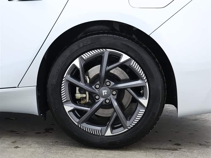 Фото 9 - GAC Hyptec GT