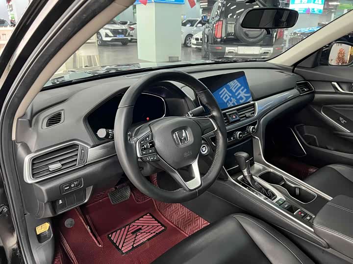 Фото 5 - Honda Accord