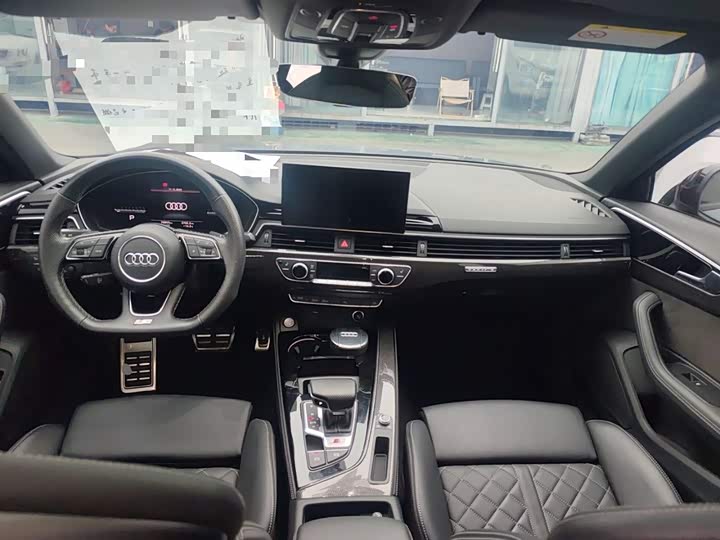 Фото 10 - Audi S4