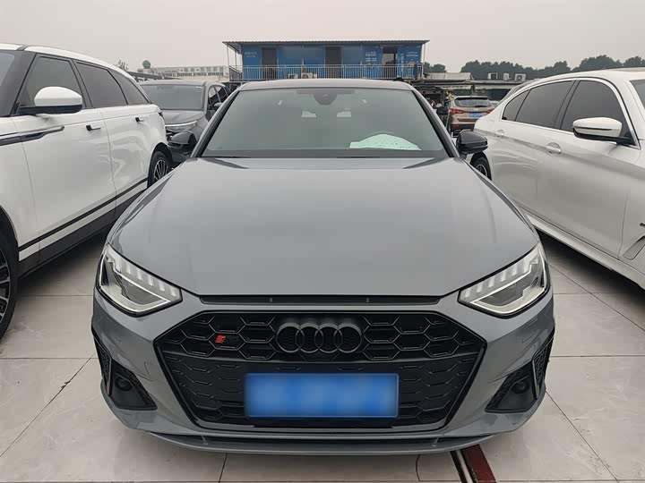 Фото 3 - Audi S4