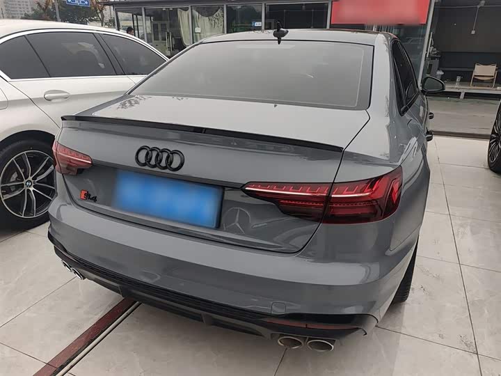 Фото 6 - Audi S4