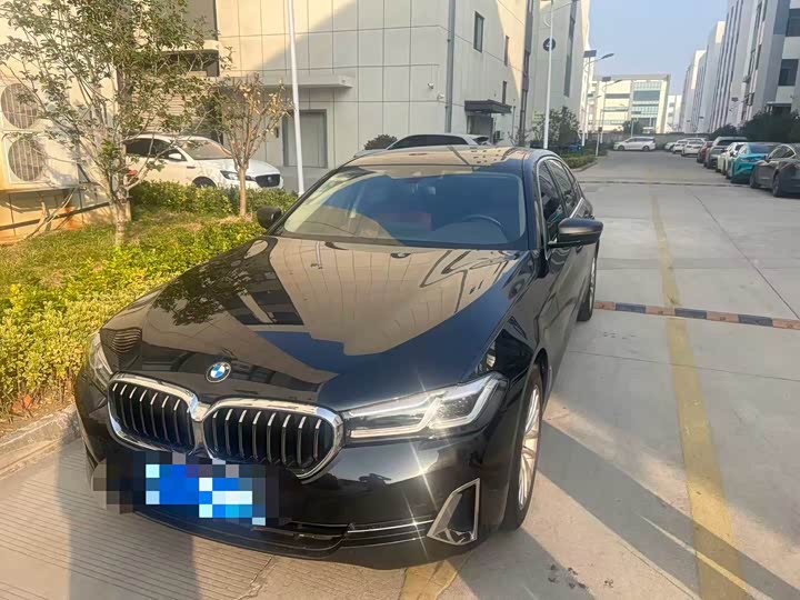 Фото 1 - BMW 5 Series