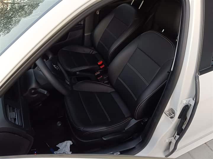 Фото 15 - Volkswagen Lavida