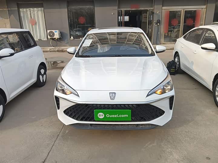 Фото 3 - Roewe i5