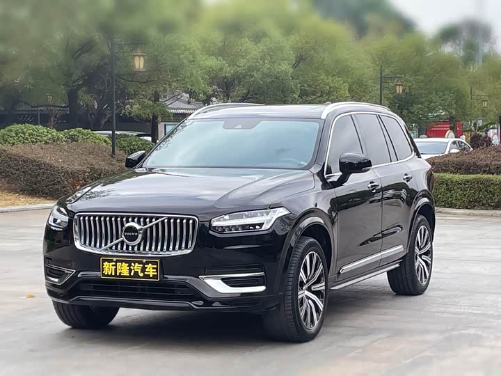 Фото 3 - Volvo XC90