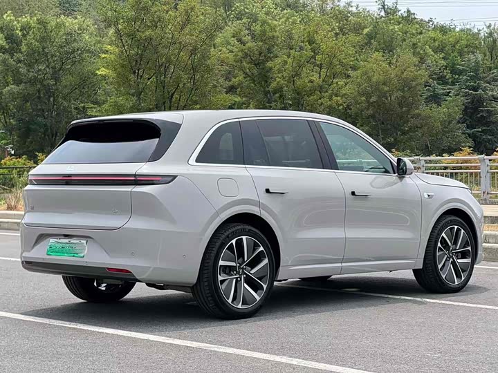 Фото 7 - LiXiang L6