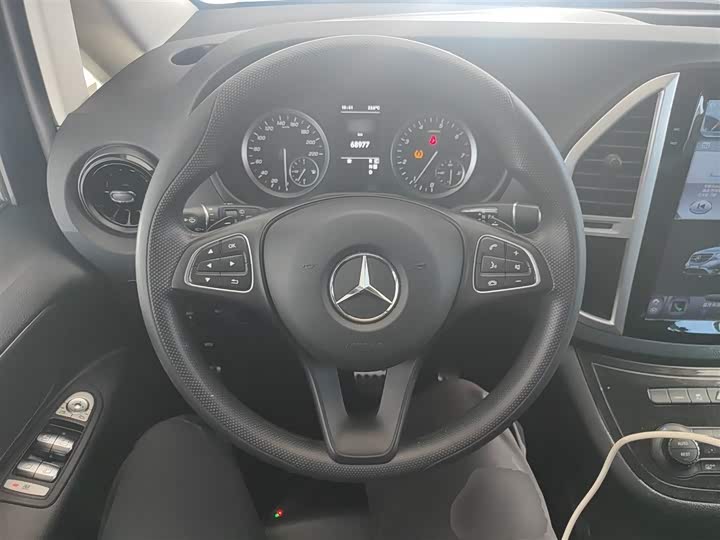 Фото 11 - Mercedes-Benz Vito