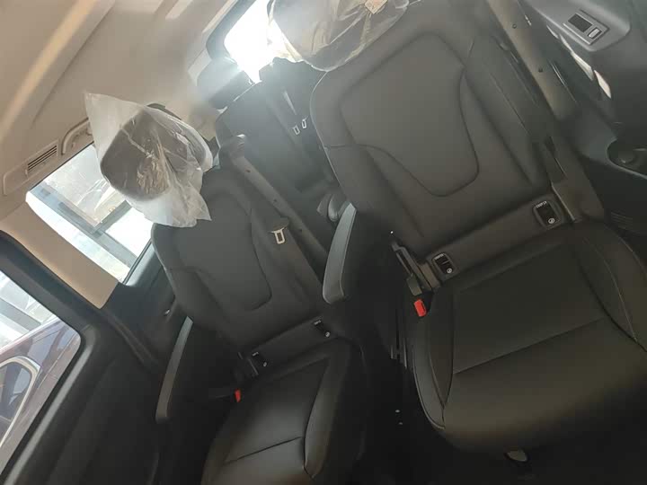 Фото 17 - Mercedes-Benz Vito