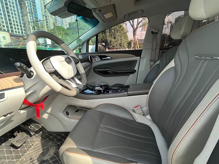 Фото 8 - Dongfeng Forthing Yacht