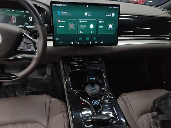 Фото 10 - BYD Han