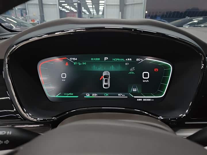 Фото 12 - BYD Han