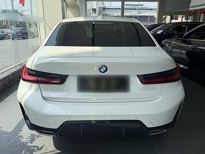 Фото 11 - BMW 3 Series