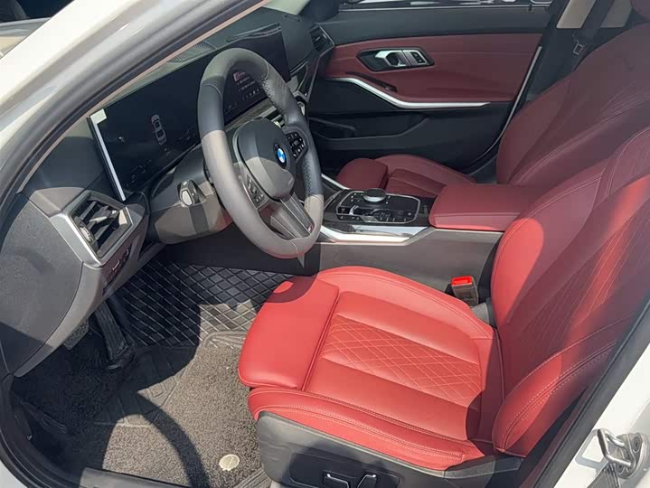 Фото 9 - BMW 3 Series