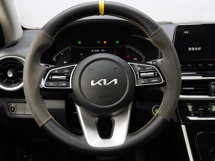 Фото 13 - Kia K3