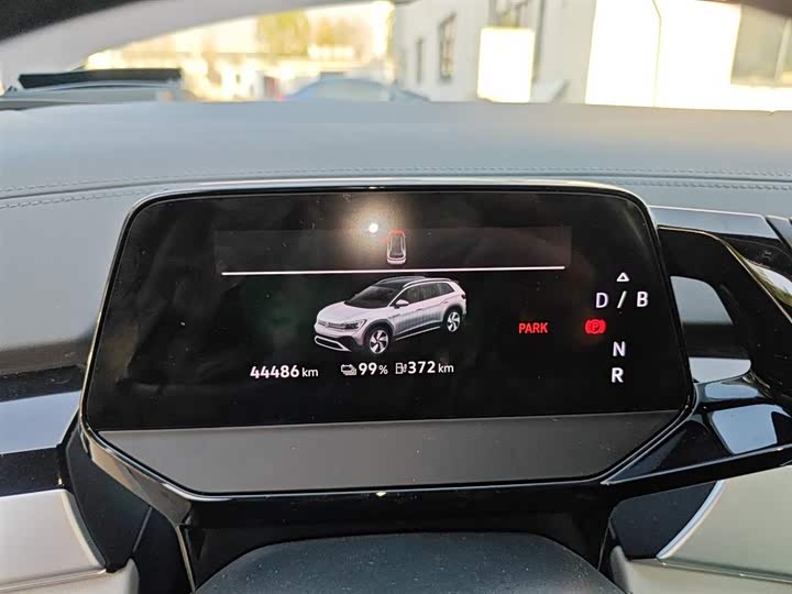 Фото 12 - Volkswagen ID.6 Crozz