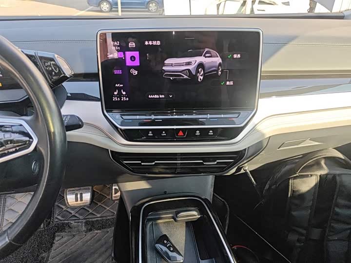 Фото 13 - Volkswagen ID.6 Crozz