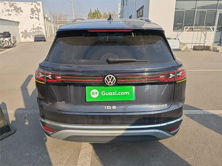 Фото 6 - Volkswagen ID.6 Crozz