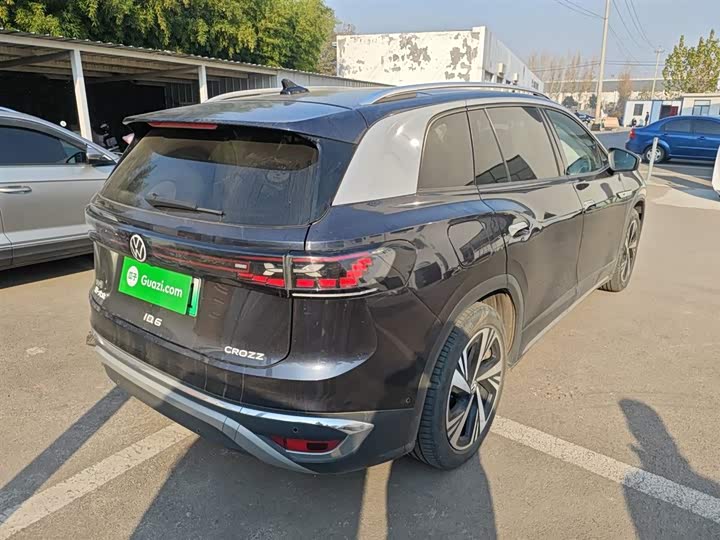 Фото 7 - Volkswagen ID.6 Crozz