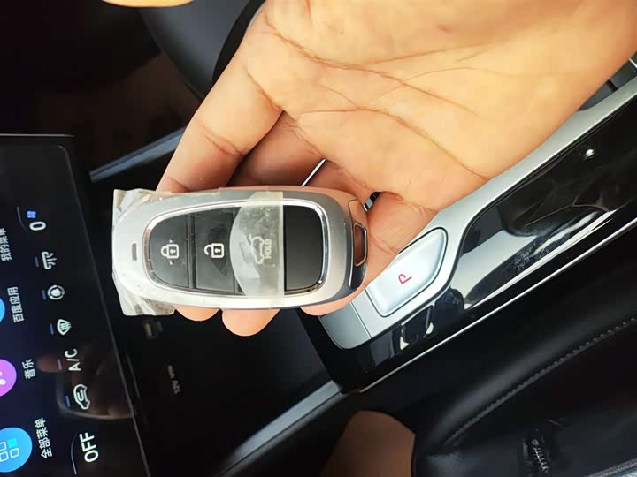 Фото 9 - Hyundai Tucson L