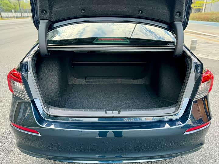 Фото 32 - Honda Civic