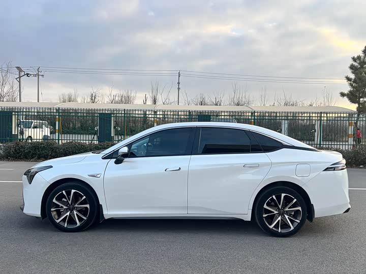 Фото 4 - GAC Aion S Plus