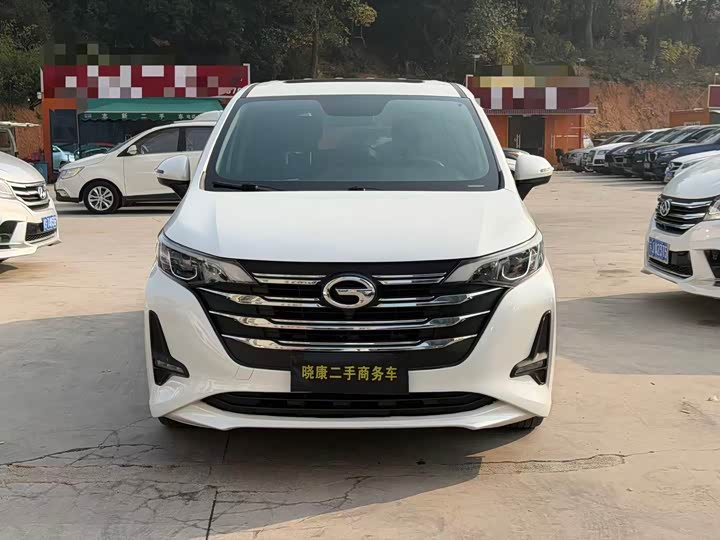 Фото 2 - GAC Trumpchi M6