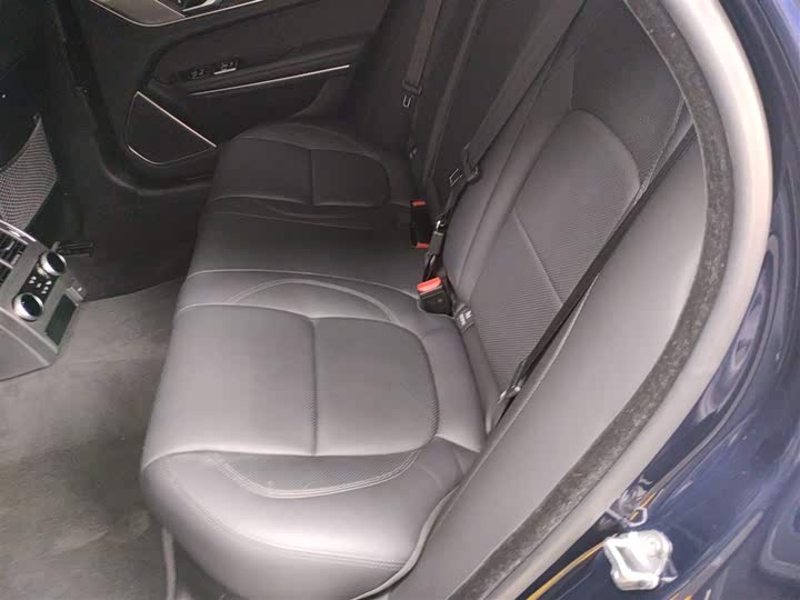 Фото 17 - Jaguar XF L