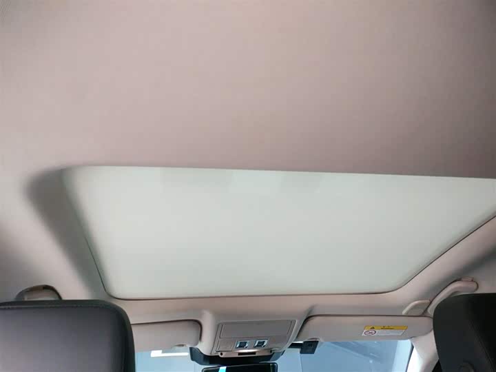 Фото 18 - Jaguar XF L