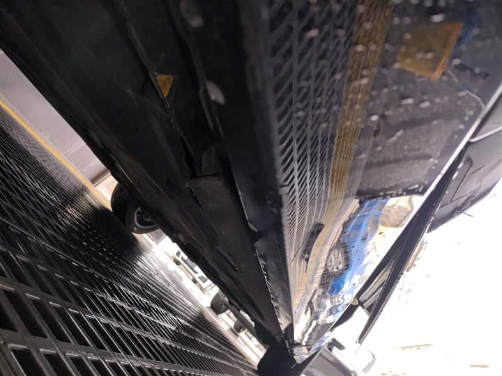 Фото 22 - Jaguar XF L