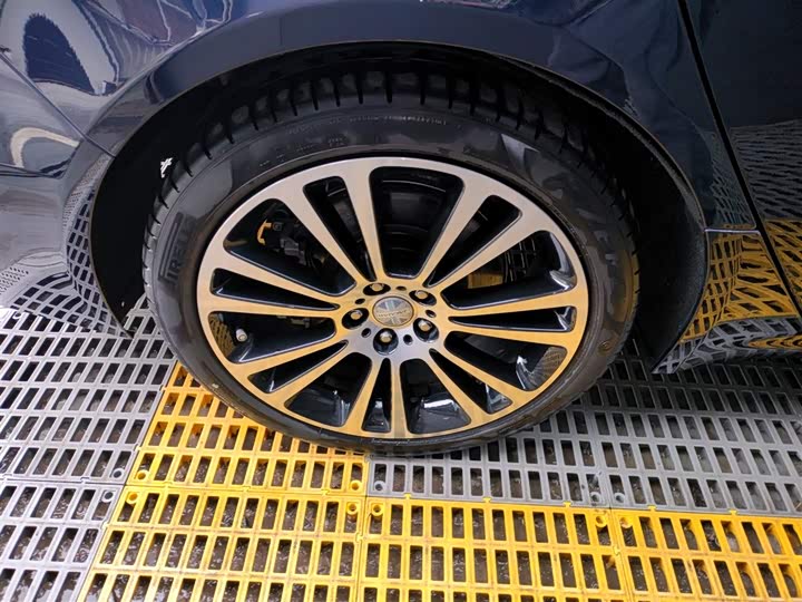 Фото 26 - Jaguar XF L